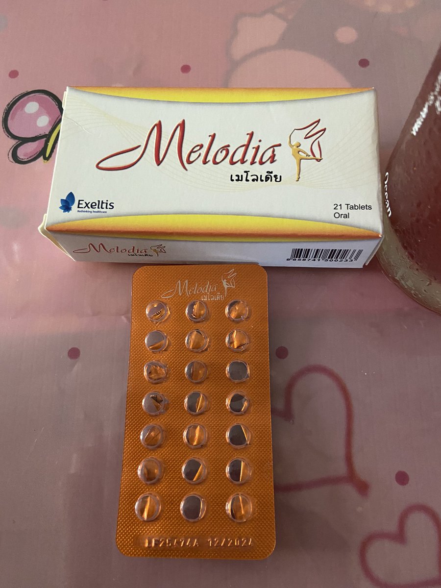 pm_mier's tweet photo. สาวๆหลายคนถามกันมาว่า กินยาคุมตัวไหนหน้าใส เมียร์กิน Melodia ค่า กินประมาณ 8 กล่องแล้ว เวิร์คมาก ปกติช่วงก่อนมีประจำเดือนสิวจะเห่อขึ้นหน้าเยอะมาก จนต้องไปกดสิวที่คลินิกตลอด หลังจากกินยาคุมต่อเนื่อง สิวแทบไม่ขึ้นเลย ขึ้นแค่ 2-3 เม็ดเอง

#ยาคุม #หน้าใส #melodia #รักษาสิว https://t.co/26jwLd68Z7
