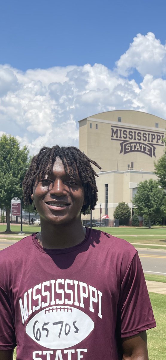 ii_felder's tweet photo. Enjoyed my day at camp. #GodFamilyFootball https://t.co/MeRfncEzaL