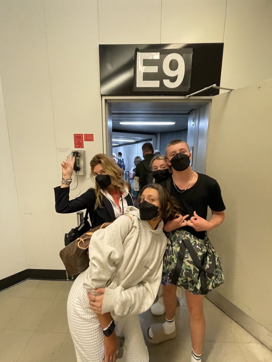 Alexandra Drane tweet media