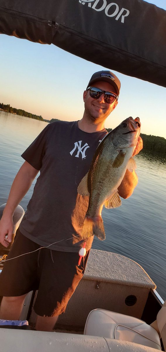 JakeAtTheLake1's tweet photo. Jake at the lake is back!!!!!! https://t.co/1vTNBBiY4X