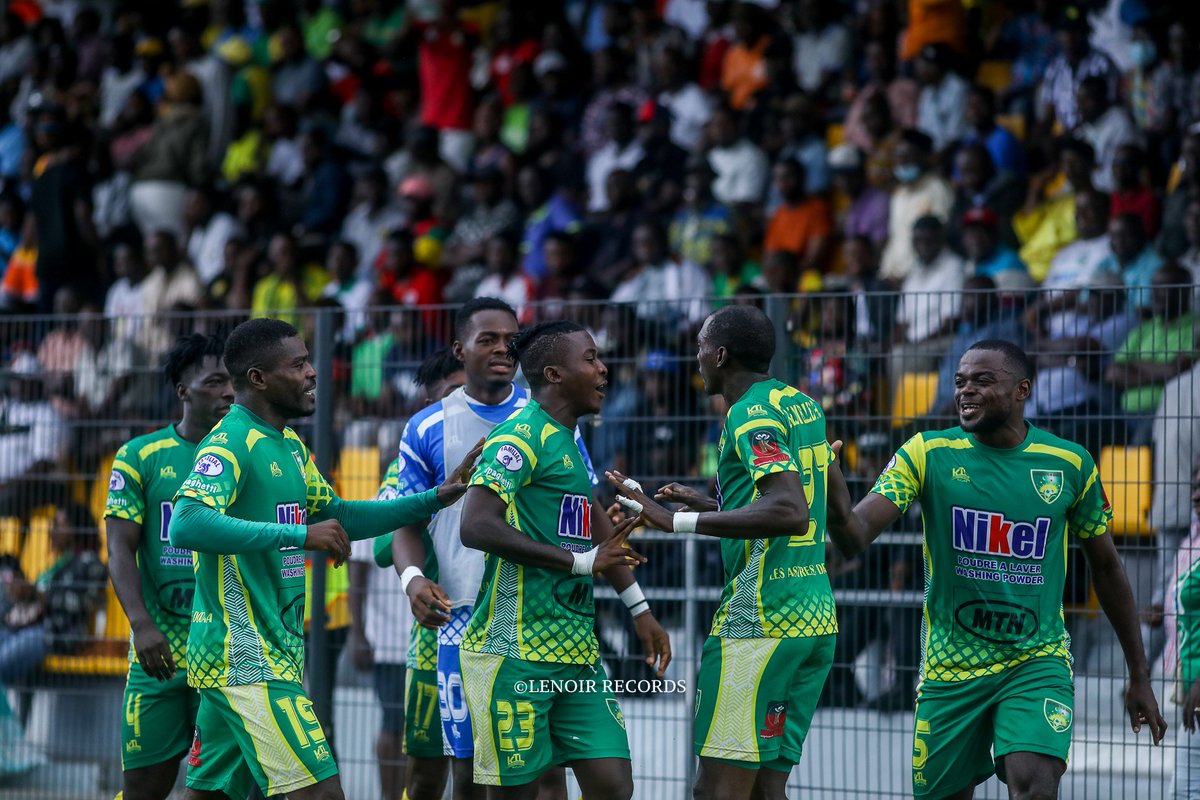 lenoir_records's tweet photo. MTN Elite Football 🇨🇲 match en retard de la 18e journée
Astres 3️⃣🆚1️⃣ Union
📸 @lenoir_records
#eliteonecameroun🇨🇲 #footballchallenge
#FECAFOOT #football #Cameroun #spor
#Lenoirrecords #photographer #canonfr https://t.co/PxjYKv8TFf
