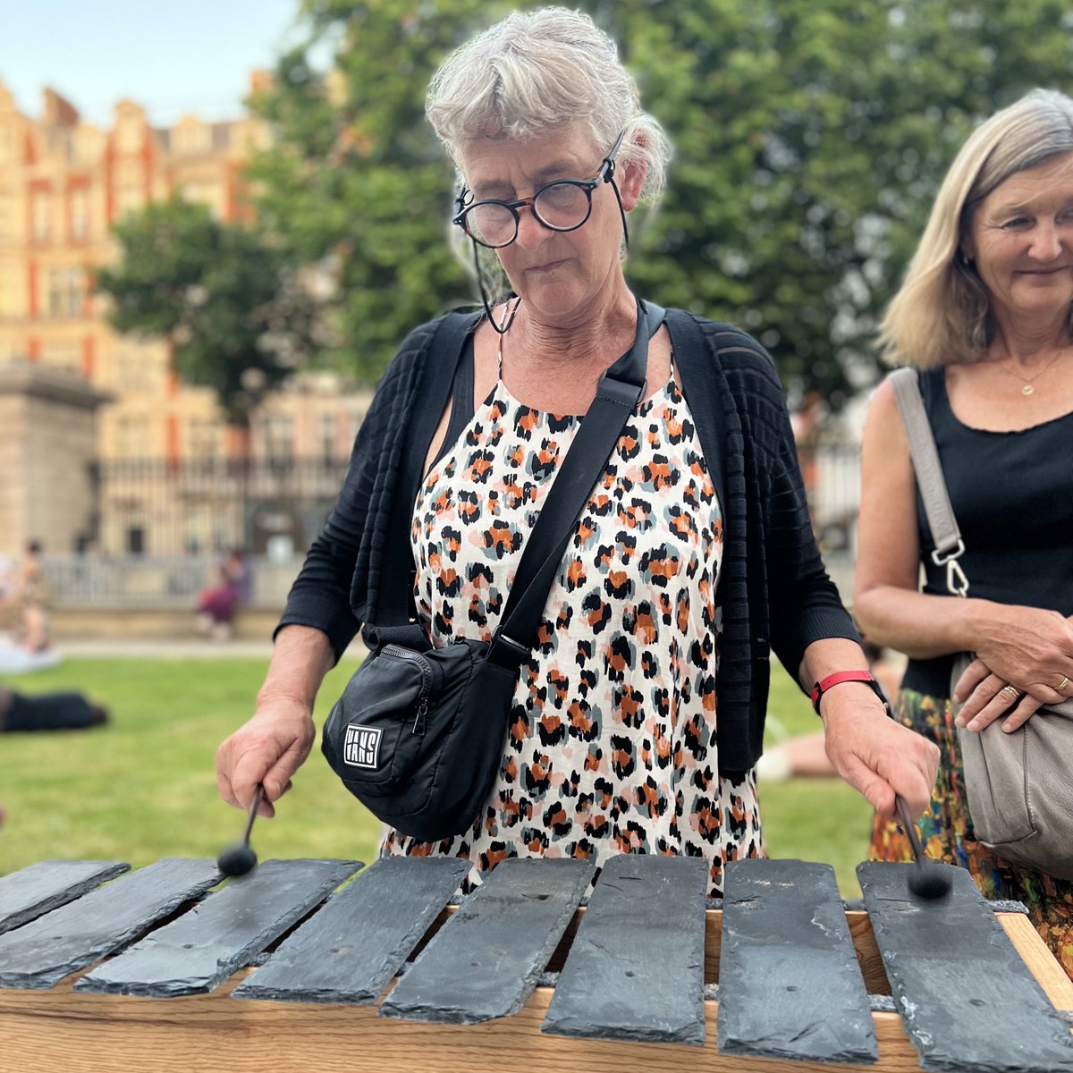 schoolofnoise's tweet photo. Lovely evening spent at the @britishmuseum #solsticelate event 🌅 #stonehenge #stones #lithophone and #chladnipatterns Thank you @the_stone_club 🪨 https://t.co/fmsxzZQjPI