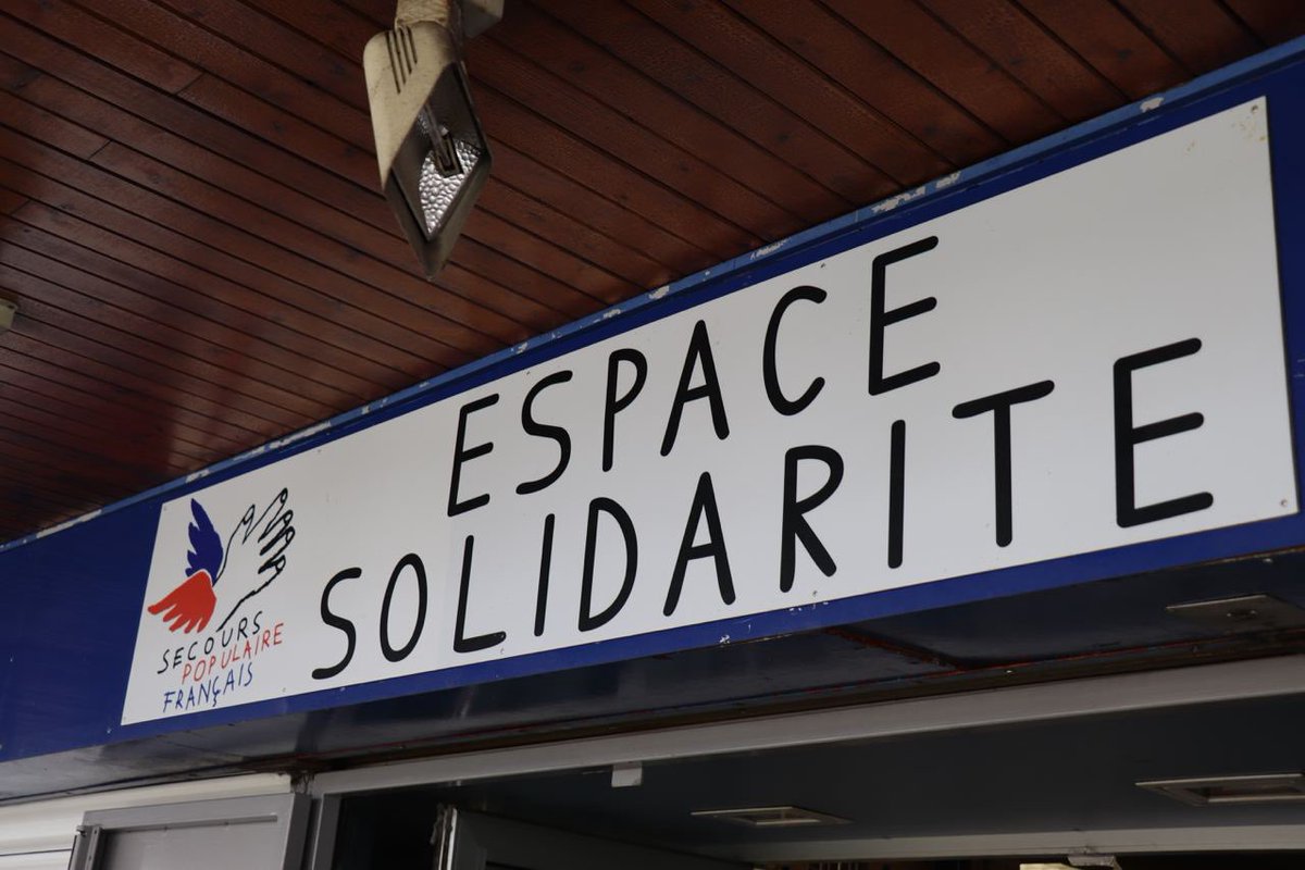 b_abba's tweet photo. 🤝 Le monde associatif, lien social, culturel, de solidarité, de partage d'idées et de savoir-faire, un maillon essentiel au dynamisme et à la cohésion de nos territoires. Avec Christine Guillemy, maire de Chaumont, à la Maison des associations #JeanRostand et au @SecoursPop https://t.co/CvGFxyQ6bO