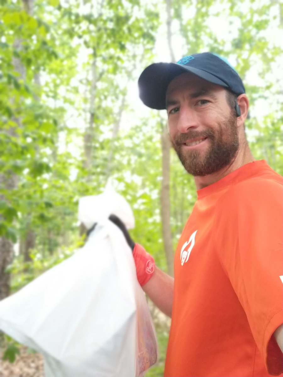 beastcoasttrail's tweet photo. โ๏ธ Rubbish bag
โ๏ธ Gloves
โ๏ธ Positive attitude
Time to plog!
Join @BUFF_USA family on Plogging Day, 6-18-22, as we complete a N. American wide plogging event in partnership w/ @ProtectWinters
https://t.co/KYpbJHDCOK
#DoMoreNowBR #BUFFUSA #BibChat #bibravepro #BuffPloggingDay https://t.co/sgRU1gyiv4