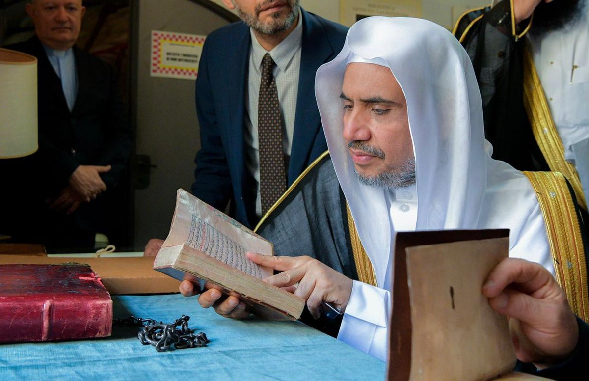 MWLOrg_en's tweet photo. The #MWL creates initiatives to educate the public on the greatness of the Islamic civilization and the beauty of its language and culture by establishing and funding museums and exhibitions and granting scholarships, in partnership with the world’s most prominent institutions. https://t.co/sR2oER4Pxx