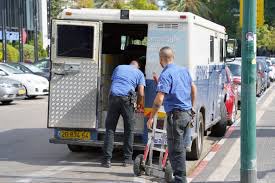 dovgvlad's tweet photo. Why armored truck drivers can use their guns to defend bank money but you don’t have the right use the same gun to defend your life? #cdnpoli https://t.co/WsgJ44wz91