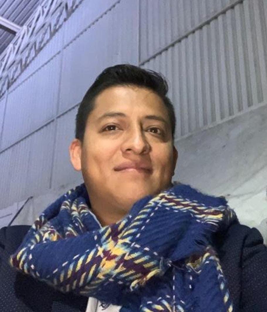 pamm_ro's tweet photo. Hago una denunciar de un chofer de @Uber_MEX quien se robó el paquete que se envió. Se reportó en plataforma, pero el soporte solo es a través de un Bot. #DenunciaCiudadana #QuejaCiudadana #uber #robo #hoypormimañanaporti #HagamosQueSuceda @Uber_Support #AyudanosACompartir https://t.co/P5Lzu0EcOm