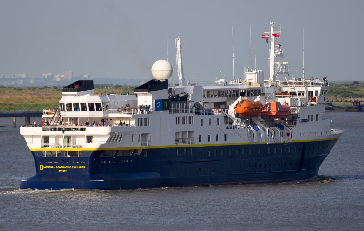 Polar expedition ship National Geographic Explorer cruising into this evening’s sunshine near Gravesend. #LinbladExpeditions. #NationalGeographicExplorer #NationalGeographic #cruiseblogger #CruiseShips #ShipsInPics #Shipping #Gravesend #RiverThames