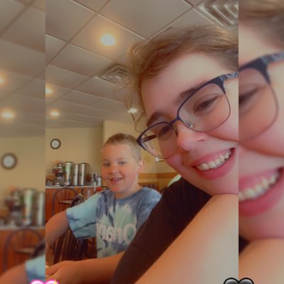 alyssasm26's tweet photo. #NewProfilePic https://t.co/ZFFYwzKONV