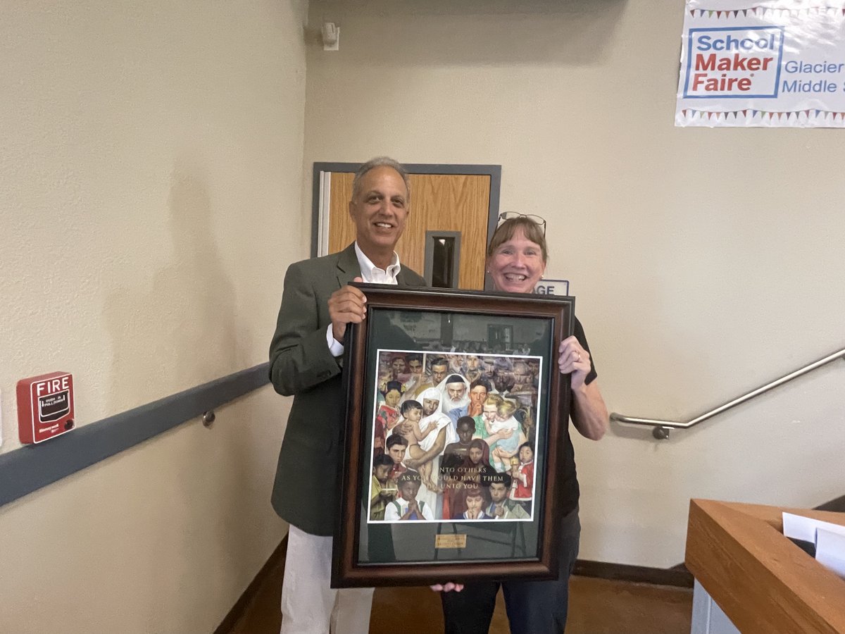 CentralUSD's tweet photo. Join us in celebrating Nurse Lavonne English for being honored as the CASCWA 2022 San Joaquin Section Service Award recipient. 

Thank you Lavonne for everything you have done, and for all the work you continue to do. Congratulations! https://t.co/lyL9xzvuZ7