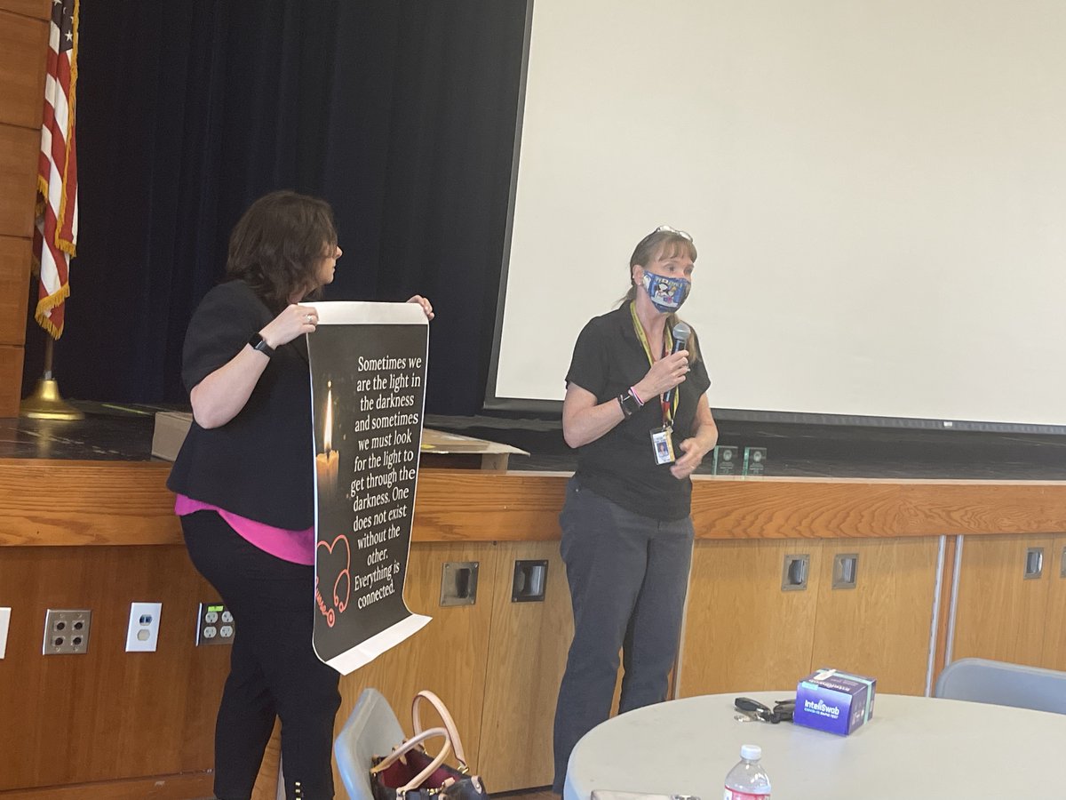 Join us in celebrating Nurse Lavonne English for being honored as the CASCWA 2022 San Joaquin Section Service Award recipient. 

Thank you Lavonne for everything you have done, and for all the work you continue to do. Congratulations!
