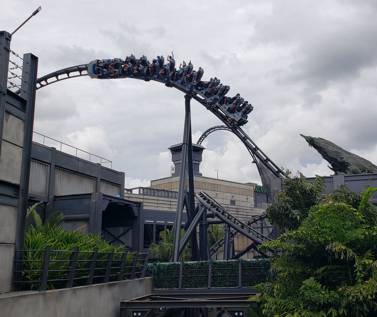 jkwana's tweet photo. VelociCoaster's Dive Loop at Islands of Adventure
#VelociCoaster #intiman #blitzcoaster #rollercoaster #coaster #islandsofadventure #universalorlandoresort #ioa #uor #themeparks #diveloop https://t.co/5njp5WEv2o
