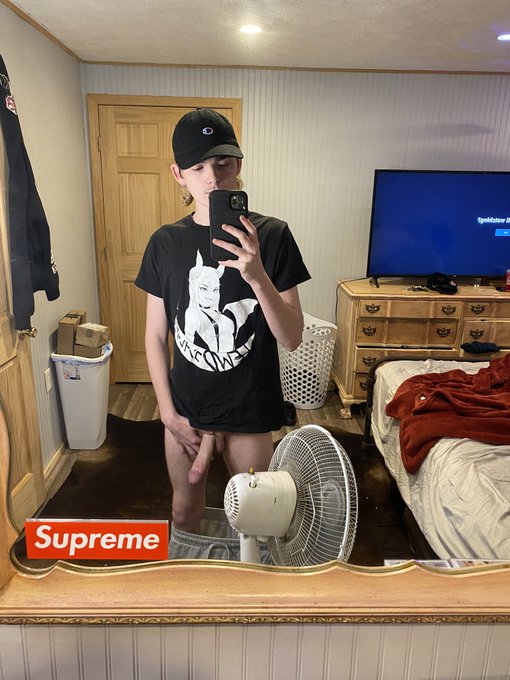 wish i could get head rn https://t.co/aTOlWPoUmB