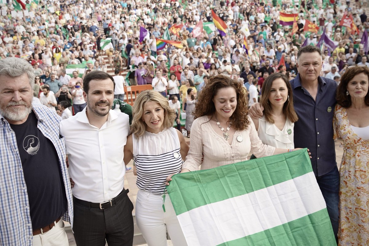 Pensad, creed, hacedlo.

Está en vuestras manos.

Por Andalucía.