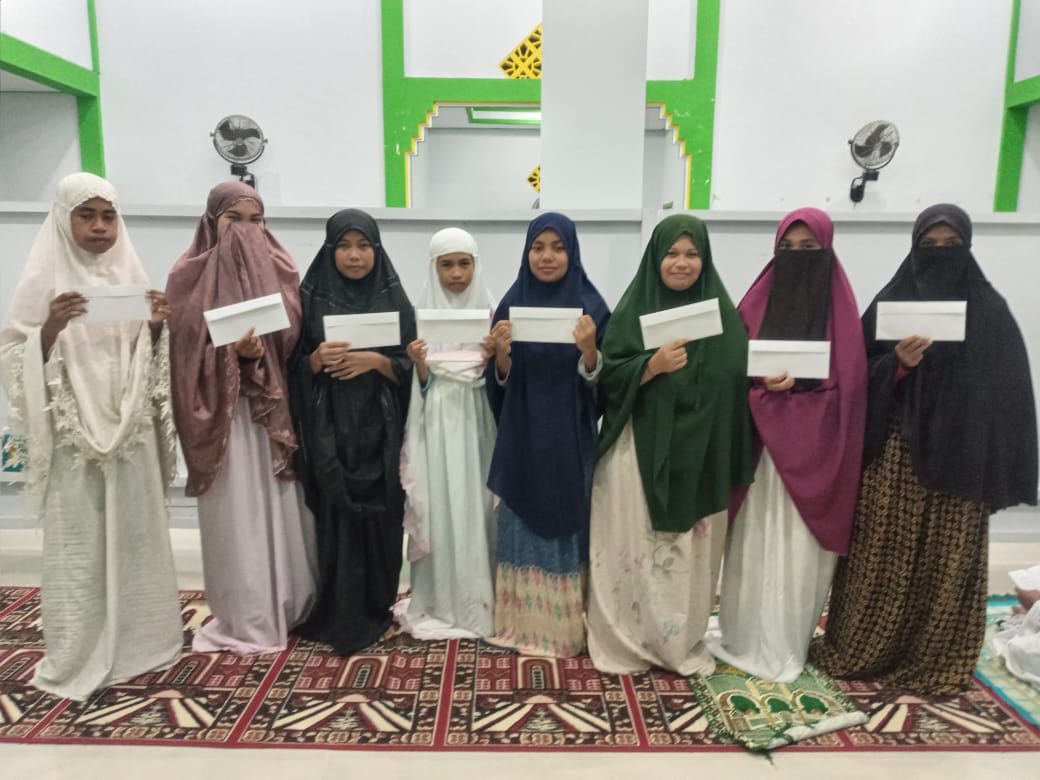 TEMAN² BANTU RETWEET YA 

Subuh mulia ini, mau nggak infaqnya di alokasikan untuk pesantren Yatim Berdaya di Tapanuli Tengah 🥲🙏
Mulai dari 1000 rupiah, semoga yang punya komitmen berjuang setiap subuh Allah mudahkan untuk bisa berinfaq 10jt setiap subuh. Aamiin yaa Robb 🥲🤲