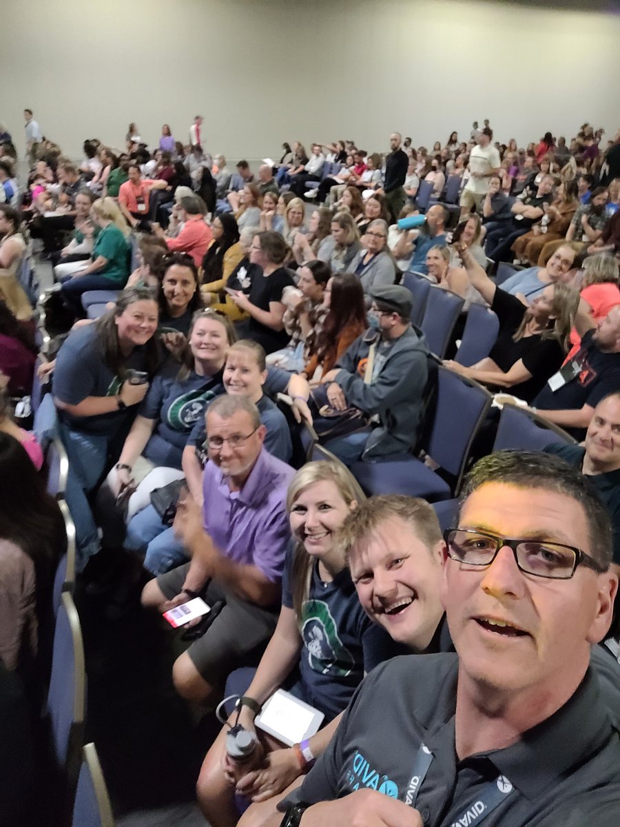 smithsean21's tweet photo. General Session Sage Valley style!@AVID4Possibility https://t.co/MmUtrKwy5E