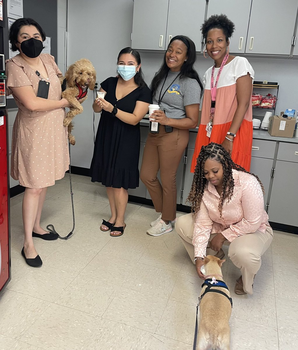 HISDCrisisTeam's tweet photo. Huge thank you to the amazing team at @NeffECC &amp; @HMays_2018 for inviting our team to join  #CoffeeAndCuddles ; SEL for students and staff, @Luci_Omie_SEL providing the cuddles and @Starbucks coffee @dr_robertascott @seanricksSEL  @LindseyTSEL @SELHISD https://t.co/bolArPhQpF