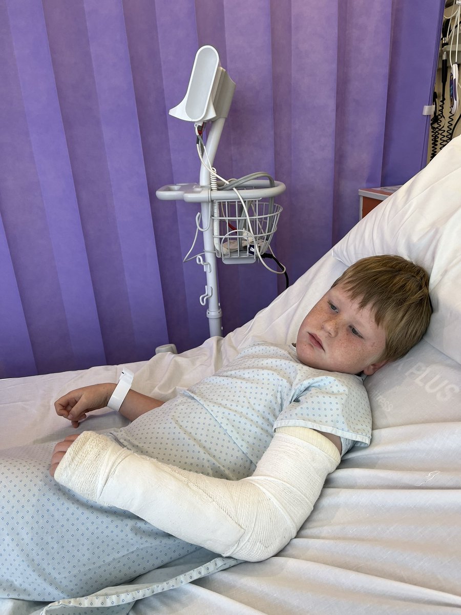 Emgilbert tweet media