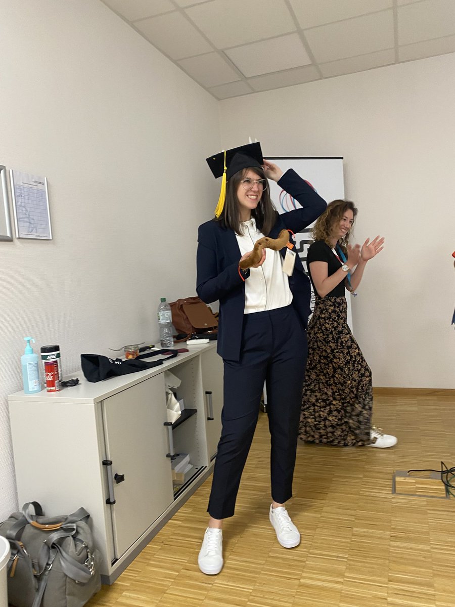 MFeucherolles's tweet photo. It is finally Dr. Feucherolles !!🎓
I'm so glad that this journey ended up surrounded by so many beautiful people  ❤️ Thanks @FnrLux, @microh_dtu and @LIST_Luxembourg to let me grow as a scientist in Luxembourg 🇱🇺 https://t.co/TvSeGsyPy1