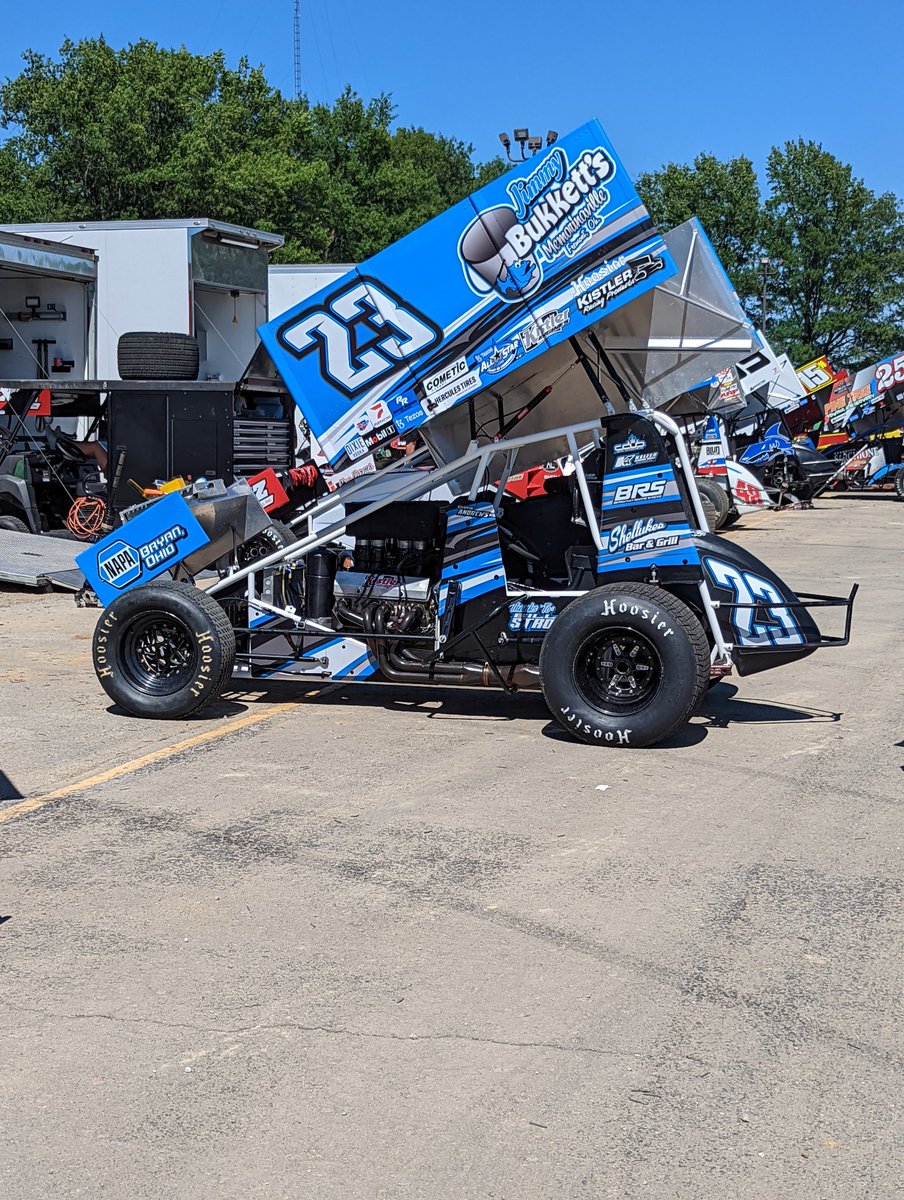 JKiserRacing23's tweet photo. It's race day for the #BH41 @VantageAthletic #NAPAofBryan #JimmyBukketts #BurdueInsurance #Shellukes #AmericanDrainSolutions #SpankysPizza #AutomaticFireProtection #FremontFence @kistlerracing @BRStuned #23 @Limaland for Night #8 of #OhioSprintSpeedWeek #7 for us. https://t.co/Q0rXj82G0l