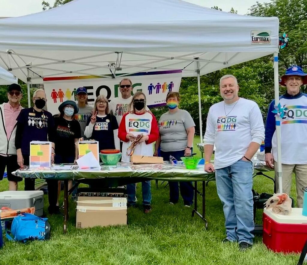 EQDGpride's tweet photo. We had an amazing kick off to this year's pride with our story telling event! Thank you to all that attended, and a special thank you to the people from @downersgrovelibrary and Outwords Journey for putting the whole event on. We couldn't have done it wi… https://t.co/LGxyBl4x2Y https://t.co/sk7UCw3b14