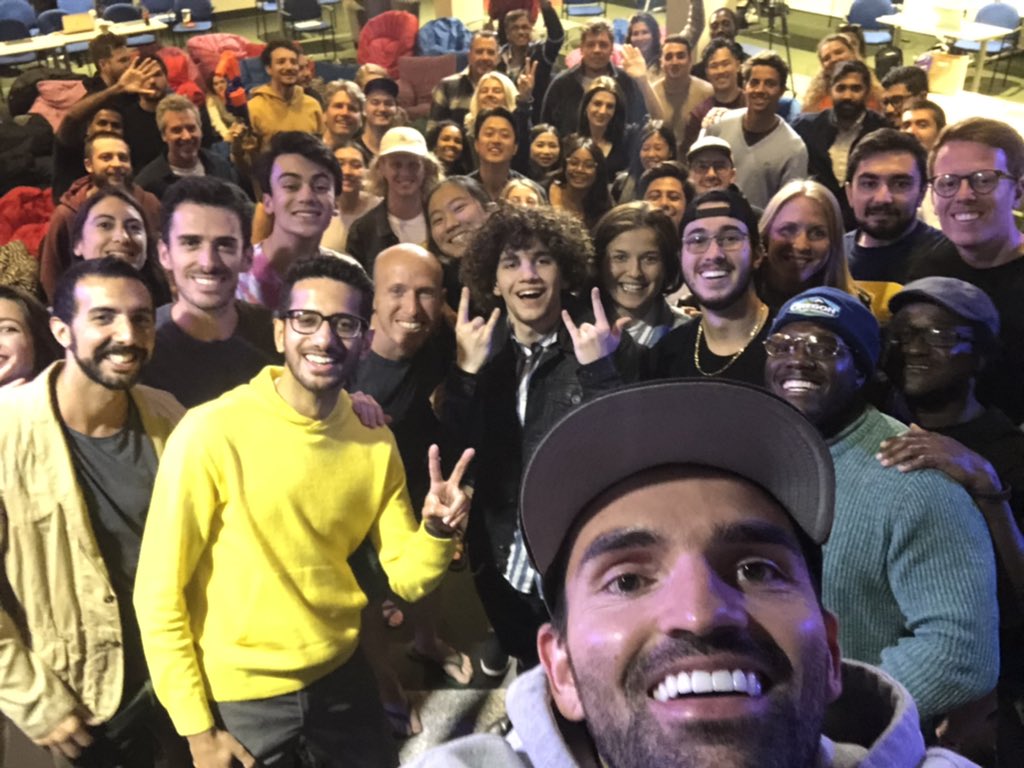 agazdecki's tweet photo. Had a great time talking all things startups at @draper_u! 🤘 https://t.co/YjPIRXoVfI