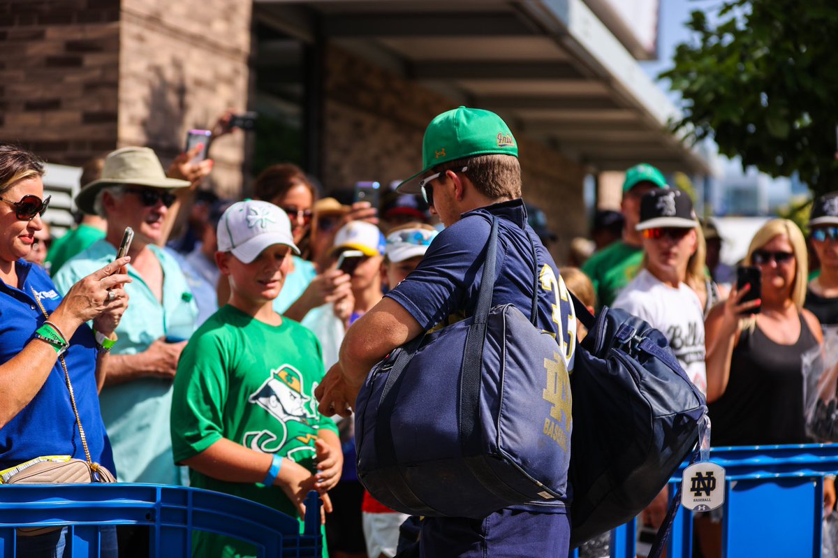 NDBaseball's tweet image. Arrival flicks 📸

#GoIrish x #MCWS