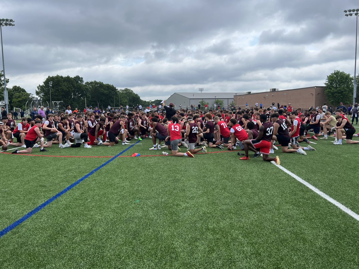 ScoutingNE's tweet photo. Awesome day at @2022BONECAMP. Great camp. Well coordinated and lots of good Eval’s completed. Thank you to @CoachMartinESA @_SCFootball for allowing us to cover..  Will put out some post of a few ballers who caught my 👀 early next week. #talentedgroup #prepredzoneNewEngland https://t.co/oHukjeKCbP