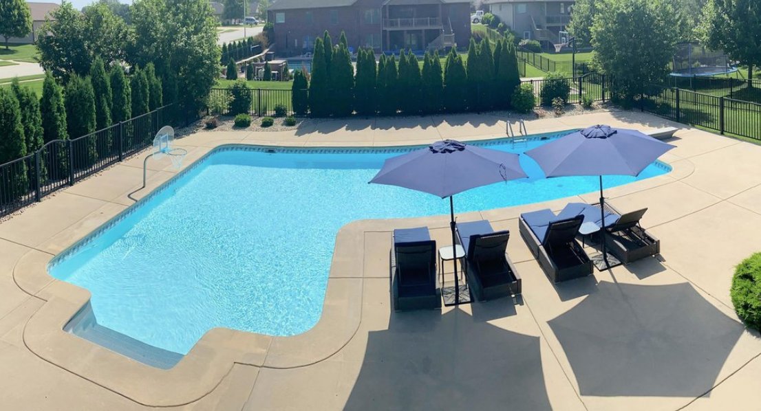 JGkeepitreal's tweet photo. New Listing: 5300 Whitemarsh Court, SpfldIL
6 bed, 5 bath, 4,950 sq. ft. $739,000. Stunning, custom-designed ranch in Savannah Pointe subdivision. Saltwater pool, hot tub, basketball court. Ball-Chatham School District, Springfield utilities. Jerry George (217.638.1360). #jgteam https://t.co/5lzFDOWoUB