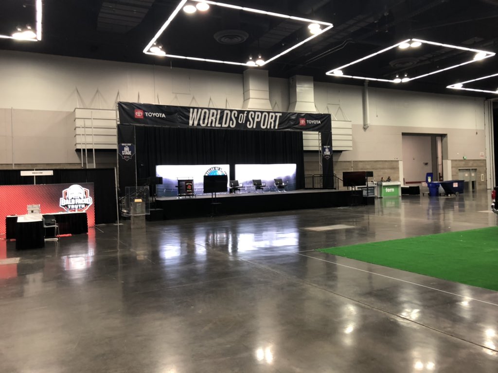 MdHCSCS's tweet photo. All set before the big @WorldsofSport event this weekend!

I’ll be taking the stage with Dean Riddle on a Sports Technology panel discussion hosted by @johncanzanobft 

Come see me at the @ProvHealth Sports Medicine booth next to the big stage. https://t.co/h7g6tJh8Qj