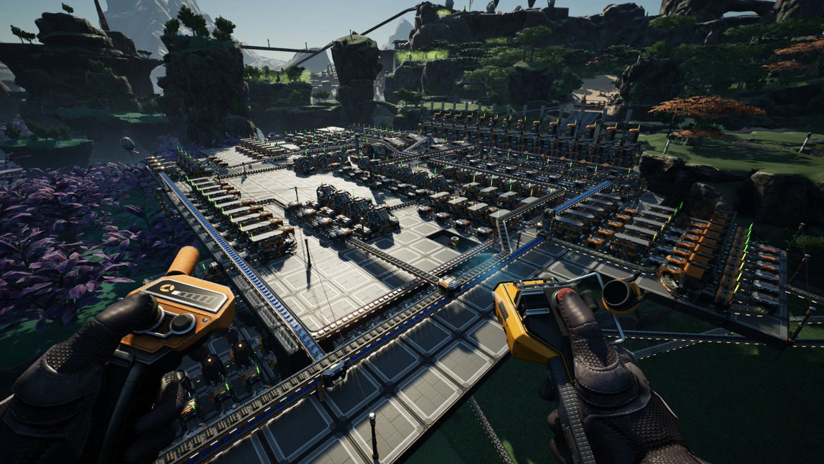 SauerBazi's tweet photo. Unser Endgegner… Montage Leitsystem läuft endlich in den Lift :) @Lebixna @SatisfactoryAF https://t.co/F15nYQQAgy