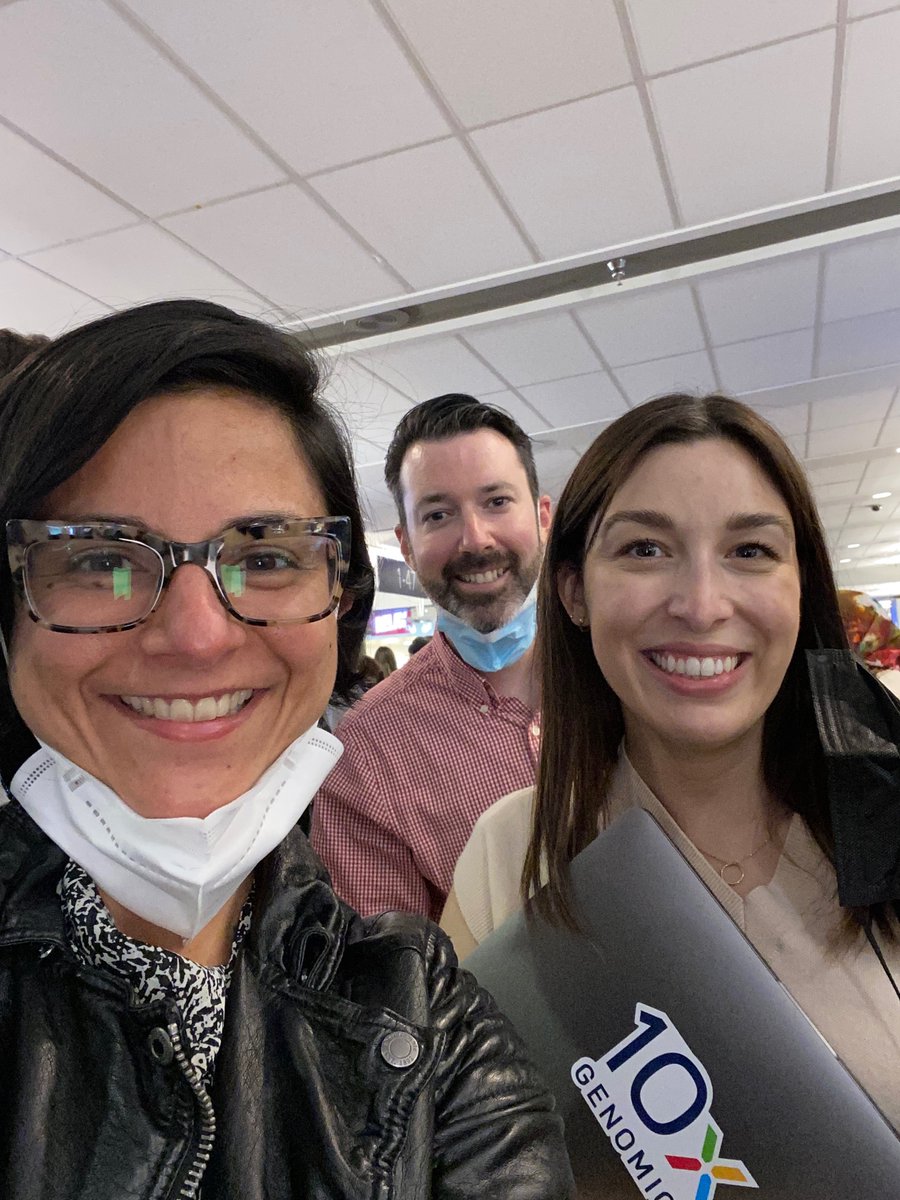 AdriSuarezGonz's tweet photo. Almost there #CSI2022 @CdnImmunol. The #10xGenomicsCanada team is on the move. Make sure to connect with us at our booth, #WorkShop4 our anytime you see us :) https://t.co/vBJgLChNaj