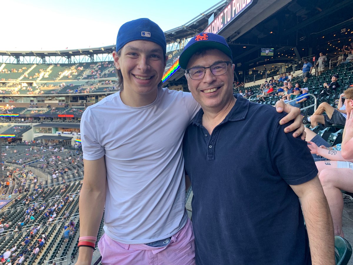 CzerwinskiB9's tweet photo. Braden and I are at the Met game tonight for a combo birthday, graduation gig. Love going to games with him. We usually hit one every year around this time. #mets #citifield #ballnine https://t.co/HTsnAbDrae