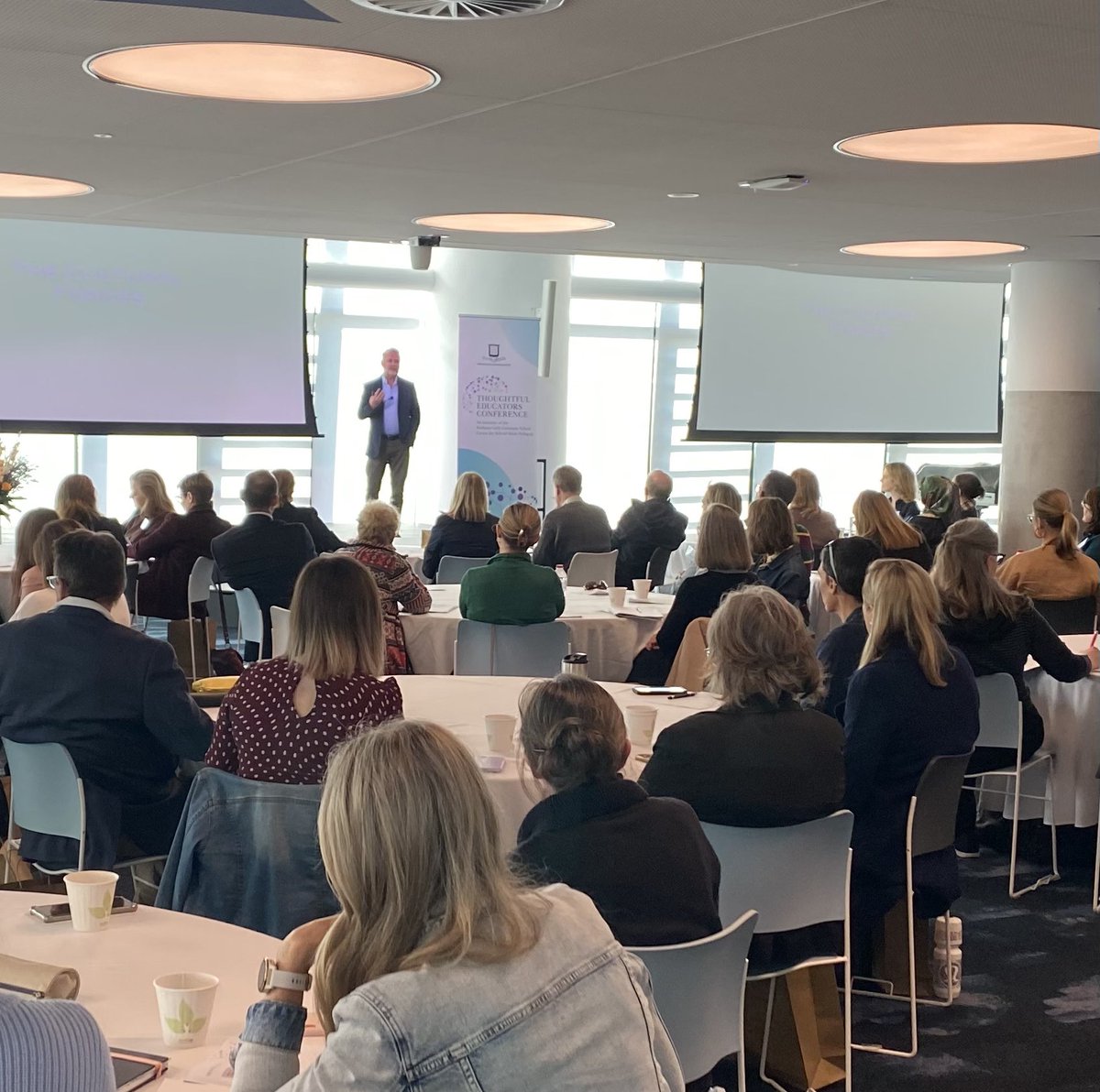 Dr @RonRitchhart providing the #thoughtfuleducators Keynote Address.