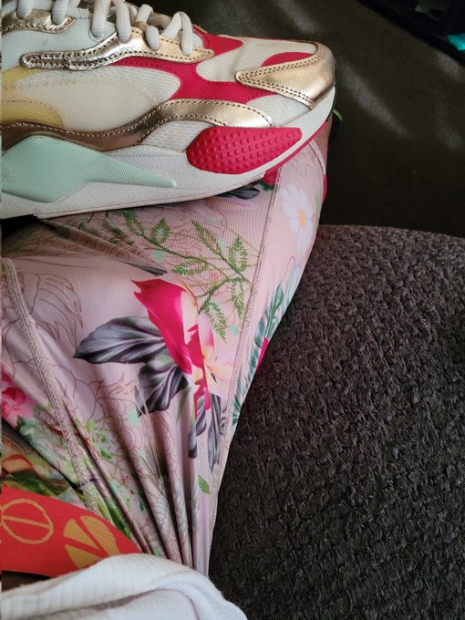 #PumaLife I didn't intend to match it like that #Ethika https://t.co/elNOgo5X7e<a href="/tag/pumalife"class="tags">#PumaLife</a><a href="/tag/ethika"class="tags"><span>#ethika</span></a>