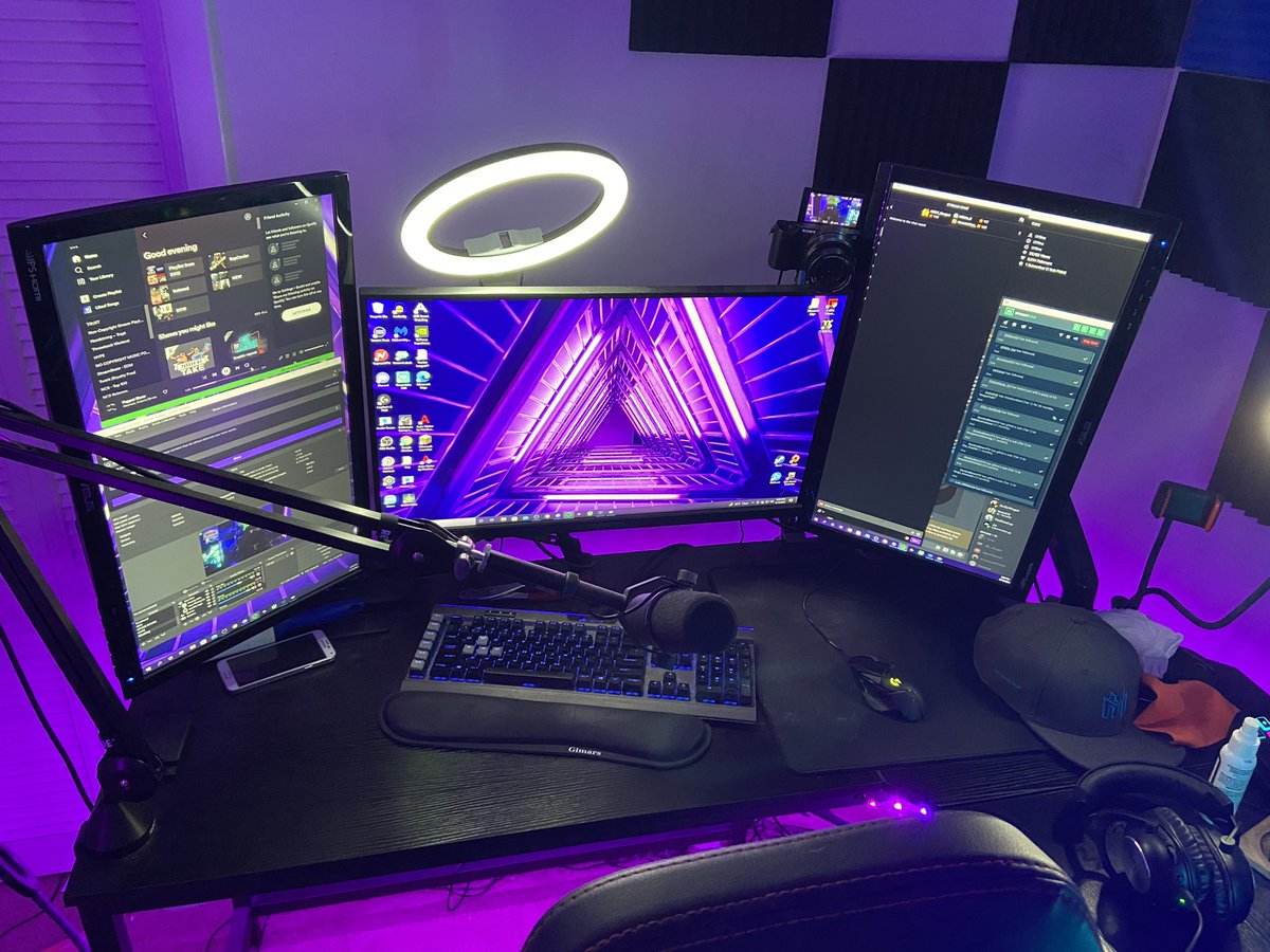 ⚡️ Best Energy on Twitch LIVE ⚡️

Jumping back into some Valorant  🤘🏼

Come watch me get SHIT on 😫

Twitch.TV/iMoparHD