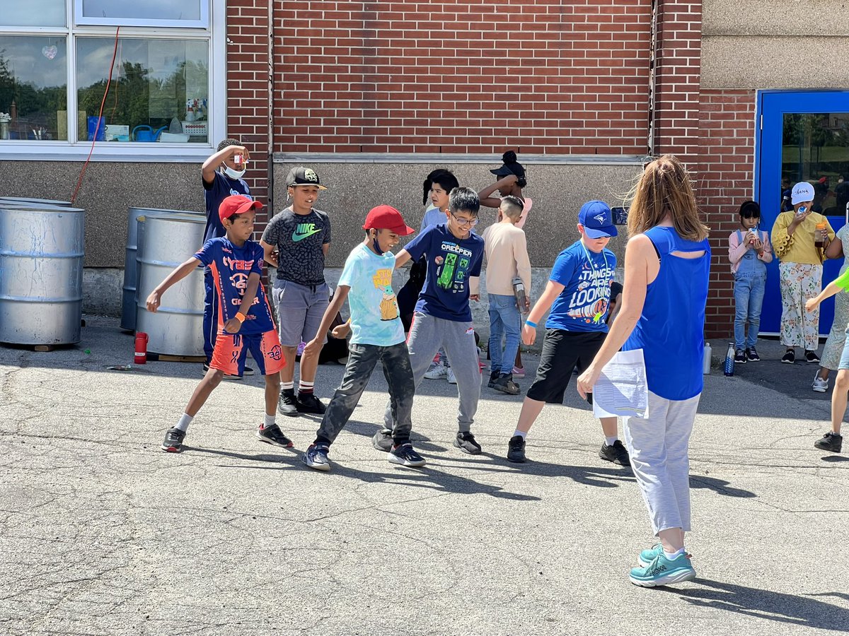 Play Day was a huge success! This wouldn’t be possible without our Ss leaders, #MsChu, @maxbelille, @SandraPuglielli , @MrCabrera, @KKH_aka_MrHippo and the play day committee for all the support. #teamworkmakesthedreamwork