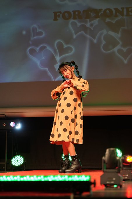 Twitterのコスプレ画像16