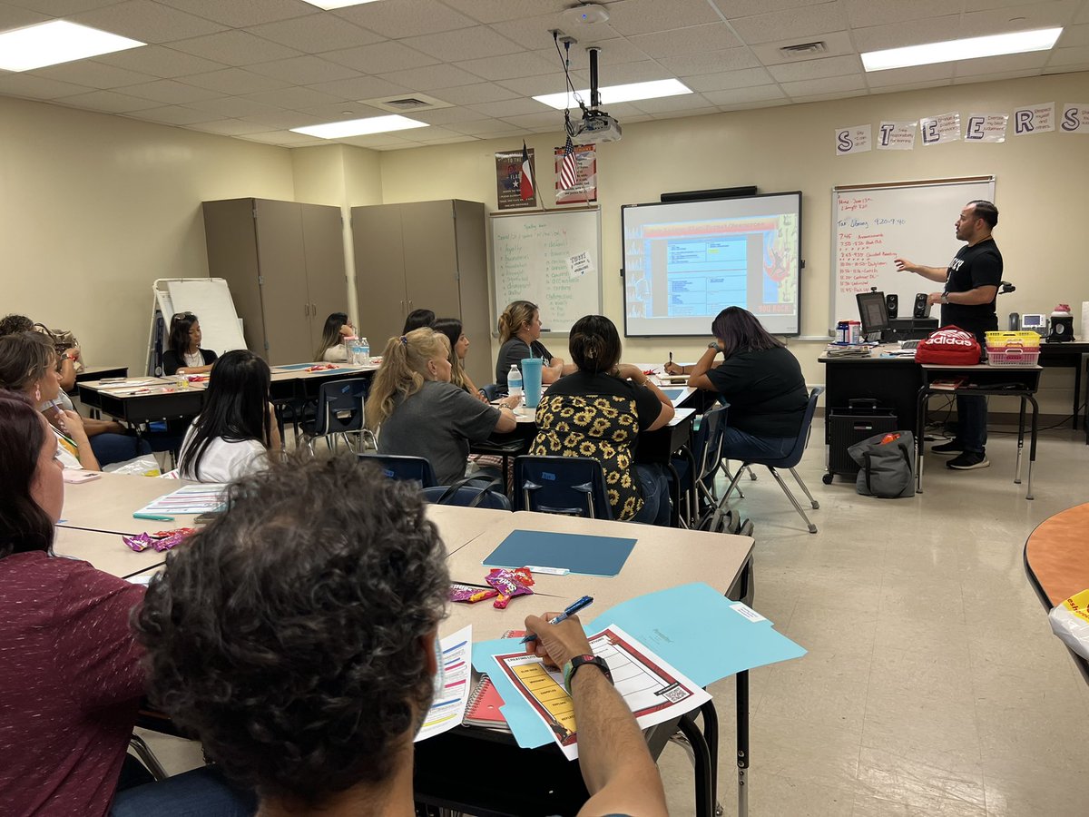 PISDELEMSS tweet media