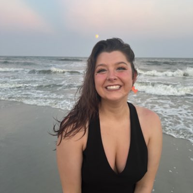 lilmolls_'s tweet photo. #NewProfilePic moon make me happi https://t.co/SxQjKBVhS1