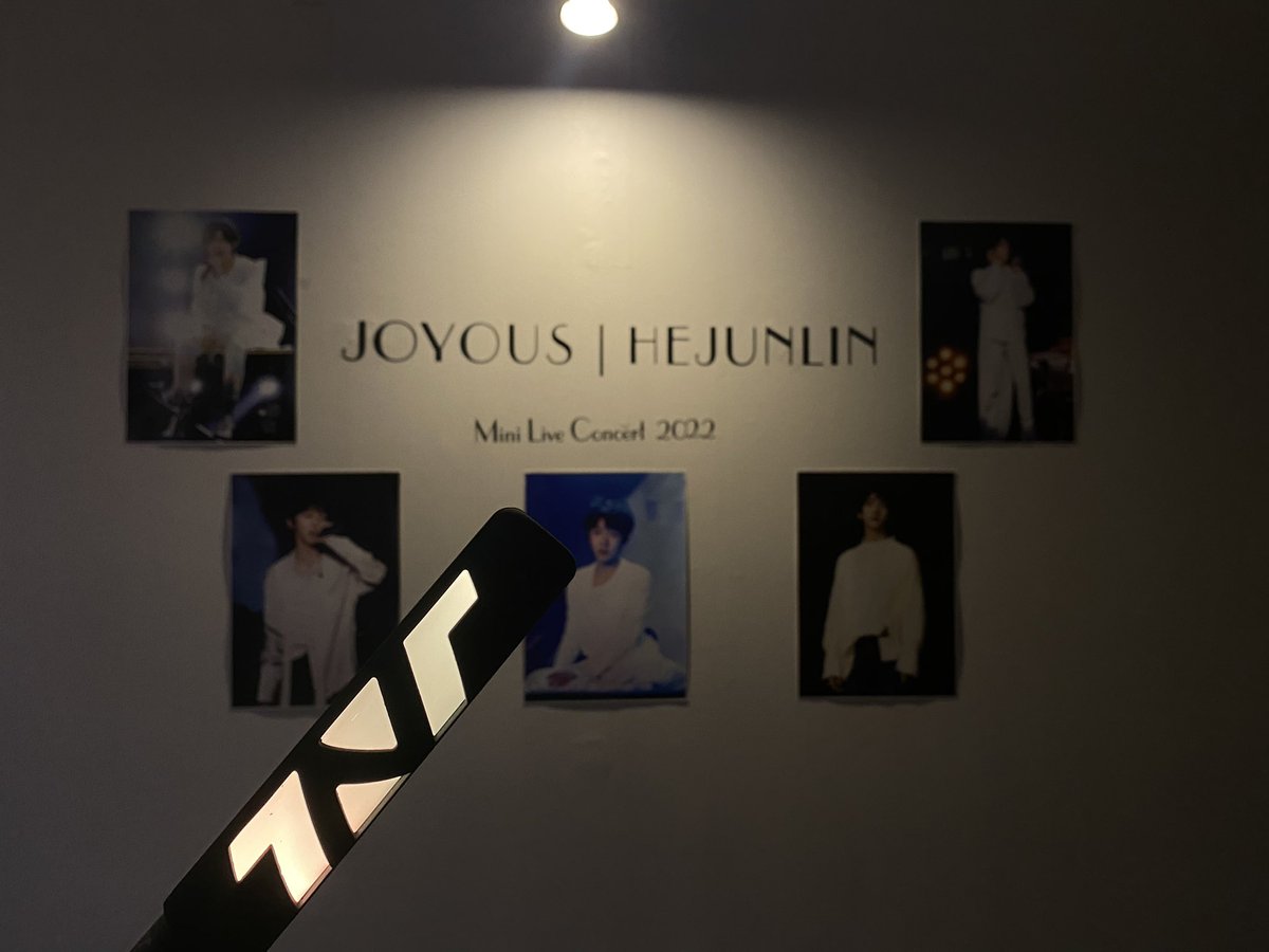 HEJUNLIN_TH's tweet photo. เตรียมพร้อมกันหรือยังงงงง ใครมีแท่งไฟเอามาเล่นที่งานนี้ได้น้าาา~ 

#JOYOUS_HEJUNLIN 
#HEJUNLIN #贺峻霖 #เฮ่อจวิ้นหลิน https://t.co/XjVsLnXapz