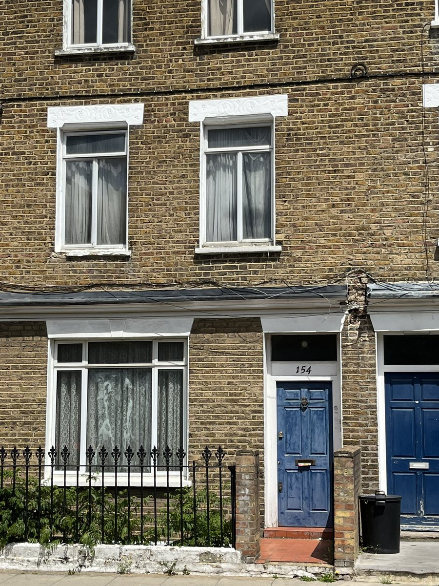 lisamer1861's tweet photo. Inspiring research in London’s Black history, visiting the Crafts, meeting Lida whose family now lives in that special place, finding #edmonia’s home and wanting a Blue plaque there, too, and more… https://t.co/RuxwFHK3Xj