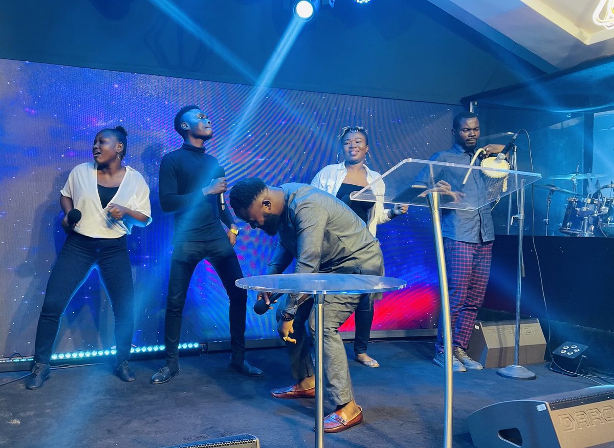 slassembly's tweet photo. Minister Memdo-Ayo currently leading the church in “Pharez” inspired praise thanksgiving and dance offering!

#Pharez #BurstingForth #NightOfChampions #SLA #SupernaturalLifeAssembly https://t.co/UV0T51jKgL