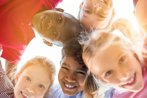 elledebier's tweet photo. Pre-school play with friends lowers risk of mental health problems later: Children who learn to play well with others at pre-school age tend to enjoy better mental health as they get older, new research shows https://t.co/MoN5zsQlKw https://t.co/35FUar0Uqm