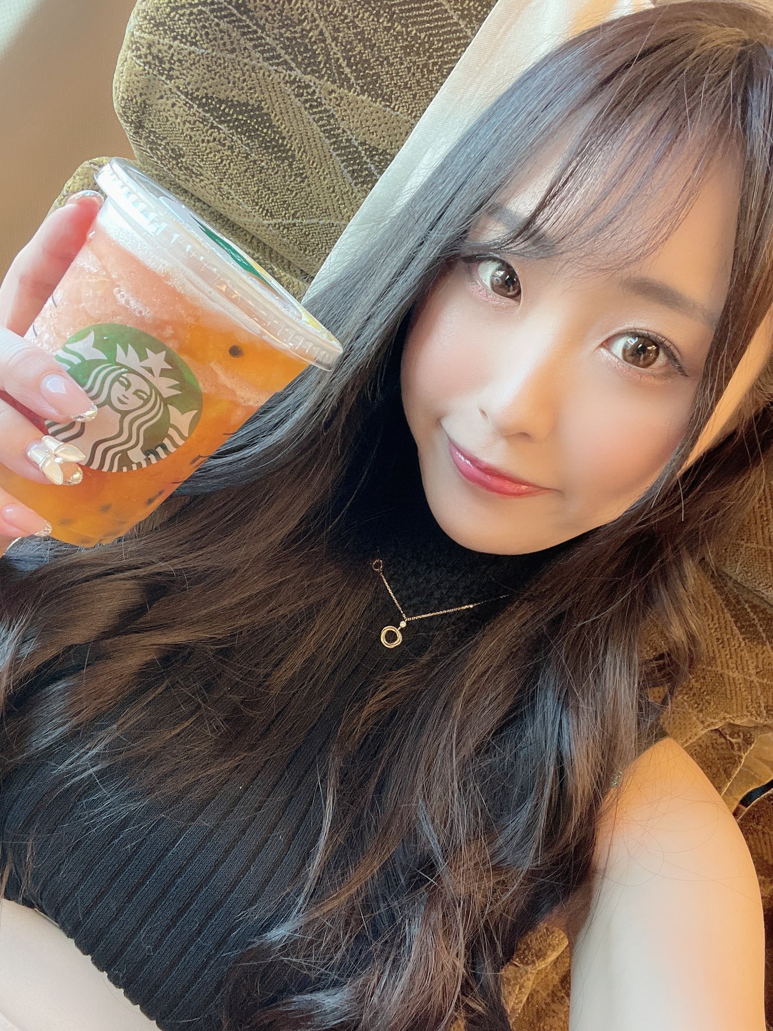 香澄せな / kasumi sena on Twitter "おはよ🧡大阪向かってます〜! イベントきてくれる方は気をつけてきてね⸜