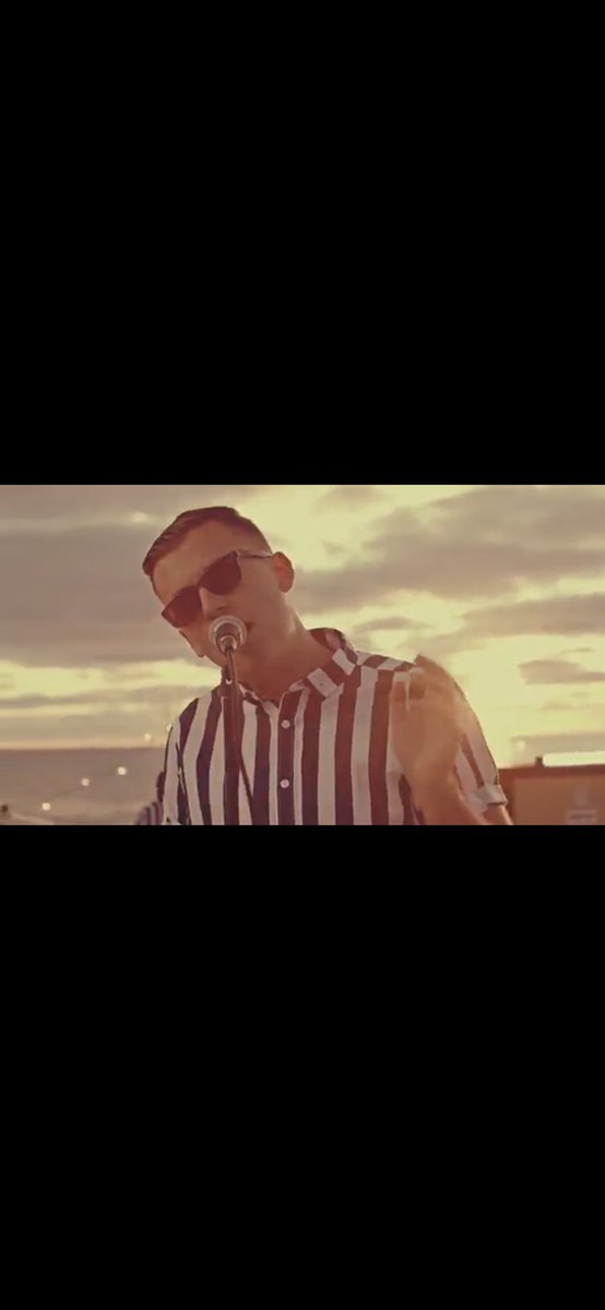 Just now noticed that <a href="/seawayband/">Seaway</a> clearly got the idea for the wardrobe for the Lula video from bananas in pyjamas <a href="/purenoiserecs/">Pure Noise Records</a>