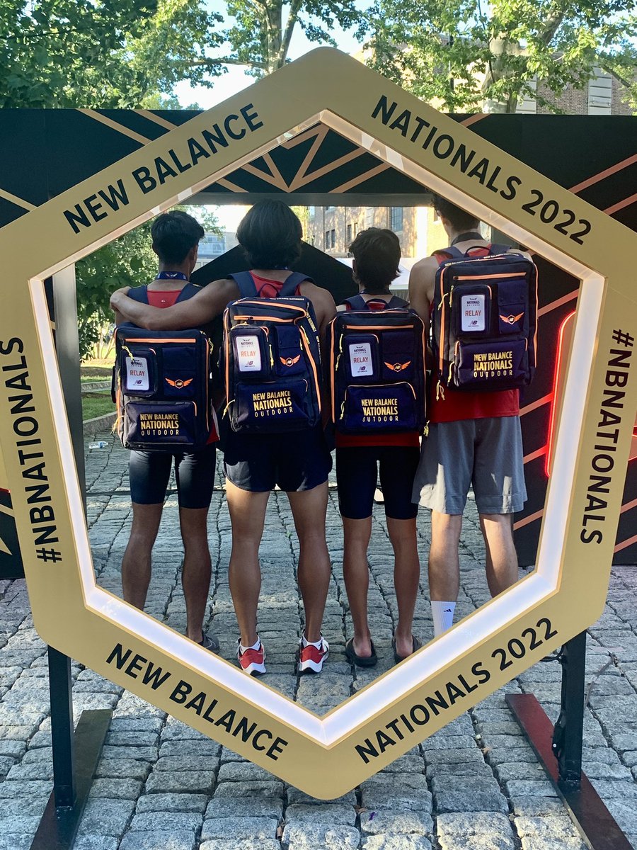 Manalapan boys take 2nd place New Balance Nationals for the DMR!! Congratulations!! <a href="/KyvelosStephen/">Stephen Kyvelos</a> <a href="/rowan_cassidy/">Rowan Cassidy</a> <a href="/christiansav_/">Christian Savage</a> <a href="/J_kim1224/">Joshua Kim</a> <a href="/ManalapanHS_TF/">Manalapan HS XC/Track & Field</a> <a href="/lambo2126/">Jim Lambert</a> <a href="/MHSBravesSports/">Manalapan Athletics</a> <a href="/MHSBraves/">Manalapan HS</a>