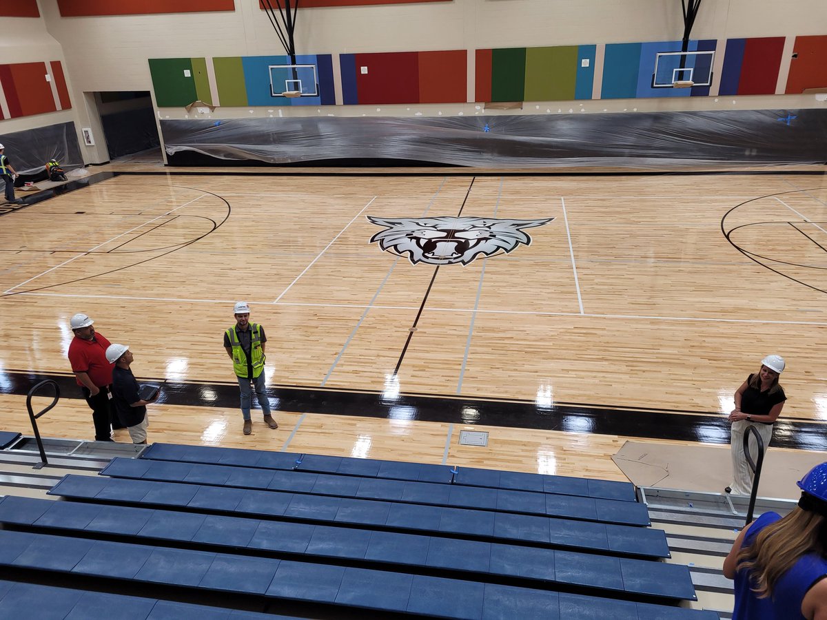 Coach_MOrales's tweet photo. Wildcat Country!
We're about a month or so away from moving in.
Slowly but surely we're getting ready!
@NISDSotomayor
@SOTOCATS_FB
#FCtE
#SOTOCATS https://t.co/XUciYjTYCC