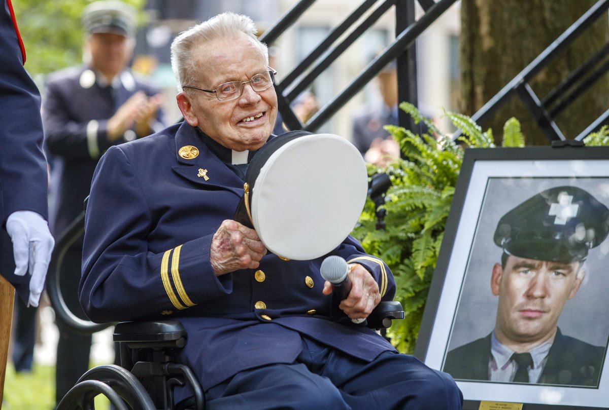 pictureboston's tweet photo. I photographed retiring @BostonFire Chaplain The Rev. Daniel J. Mahoney, today. Father Dan's been Chaplain for 60yrs. He was at the 50th anniversary event for the 9 firefighters who died at the Hotel Vendome fire. He has also served Charlestown's St. Francis de Sales @NBC10Boston https://t.co/hntkfnTCSR