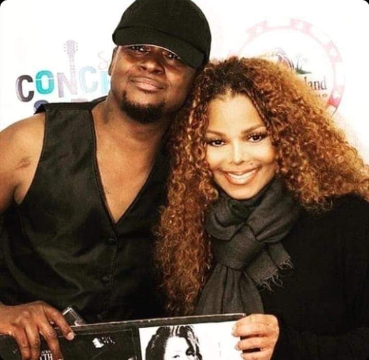 ro38443756's tweet photo. #JanetJackson #coreyanton #msjacksonreloaded ©️ #RhythmNation #30yearanniversary #welchminnesota #2019 #treasureisland @JanetJackson 🖤 https://t.co/jiPdWMWOUn
